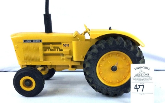 Ertl Industrial 5010 John Deere Die Cast Tractor 1/16 Scale