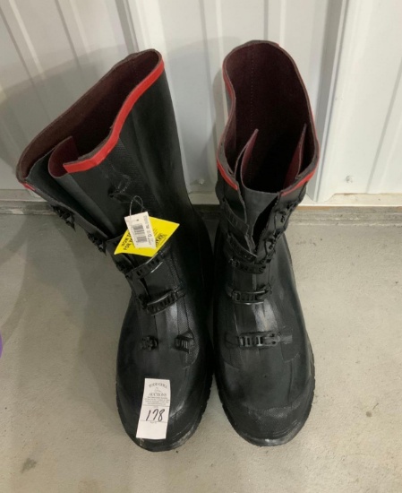 Size 12 rubber boots