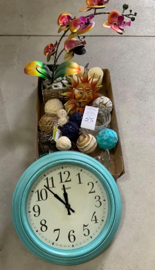 Decor and aqua round clock