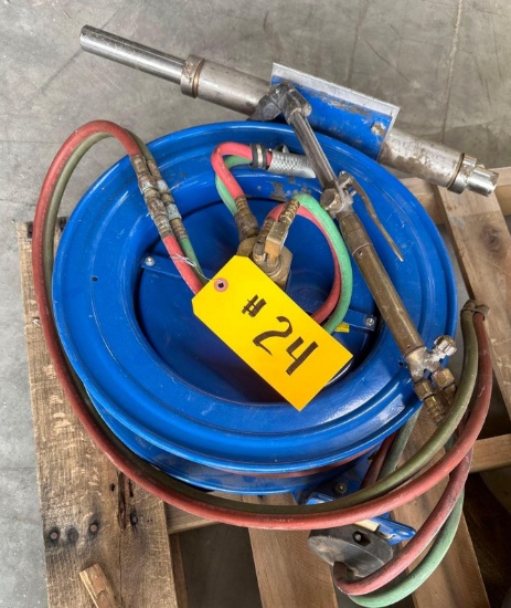 RETRACTABLE TORCH HOSE REEL WITH HOSE AND TORCH HEAD