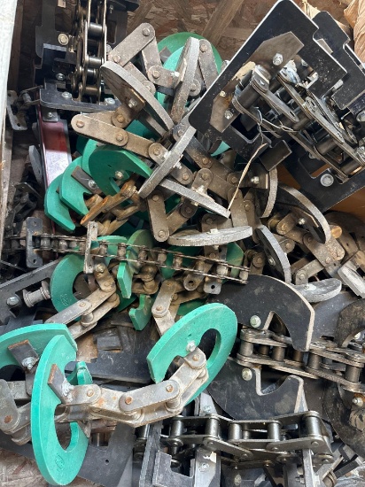 CONVEYOR CHAIN AND PADDLES