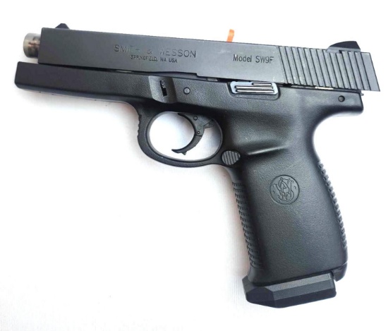 SMITH & WESSON SW9F SEMI AUTO 9 MM - NIB