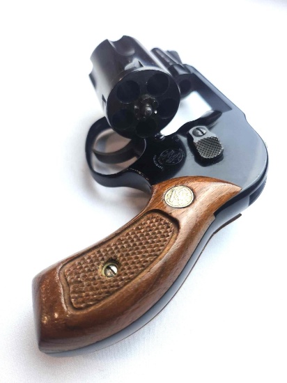 SMITH & WESSON 38 AIRWEIGHT REVOLVER 38 SPECIAL