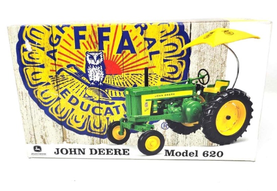 2003 ERTL JOHN DEERE MODEL 620 TRACTOR NIB