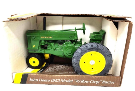 ERTL JOHN DEERE 1953 MODEL "70 ROW-CROP"TRACTOR NIB