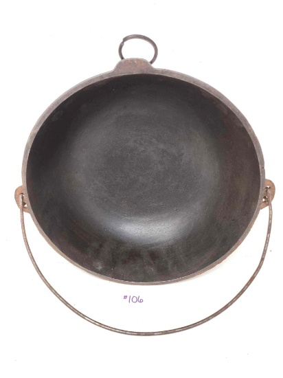 No. 4 Wagner "Sidney" Scotch Bowl