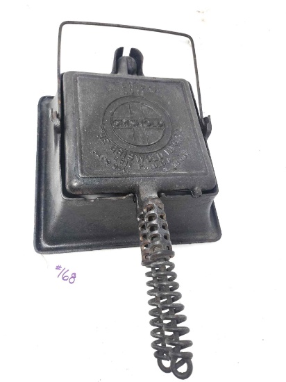 Griswold American No.11 Waffle Iron "Slant Logo"