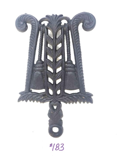 Griswold Trivet No.1728