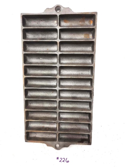 Unmarked Cast Iron Breadstick Pan