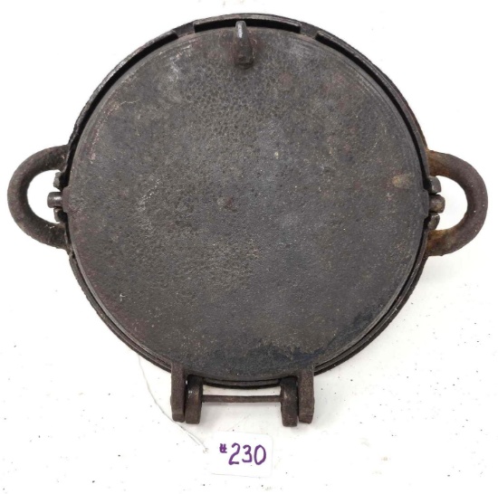 Unknown Waffle Iron W/Base "Fluer De Les"