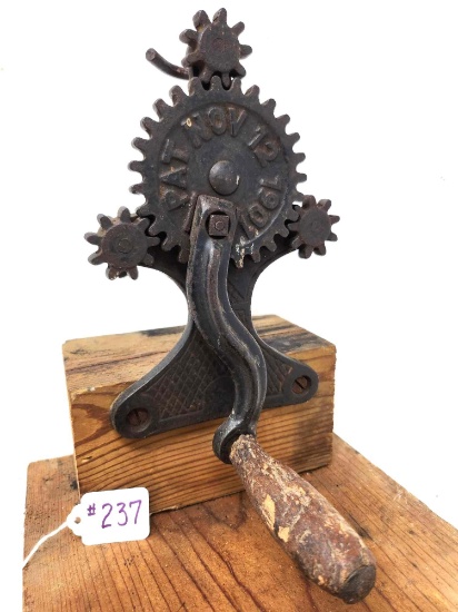 Antique Rope Maker