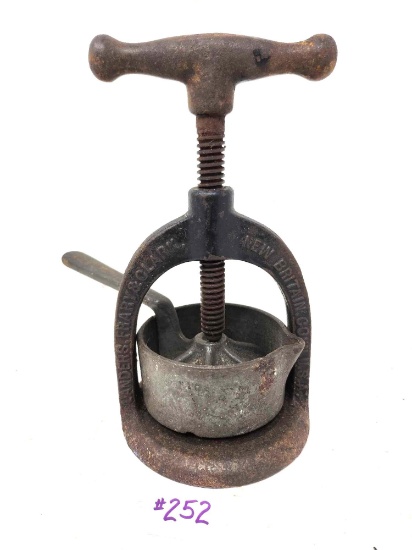 No.2 Columbia Meat Juice Press