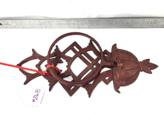 Cast Iron Lamp Bracket