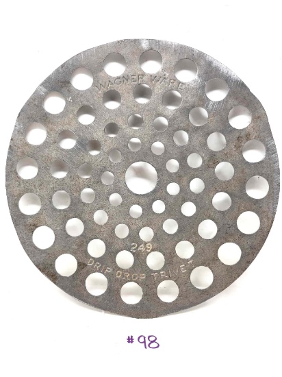 Wagner Ware No.9 Dutch Oven Drip Drop Trivet