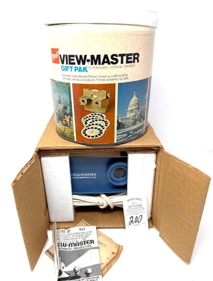 Vintage View-Master - Sears Projector and Slides