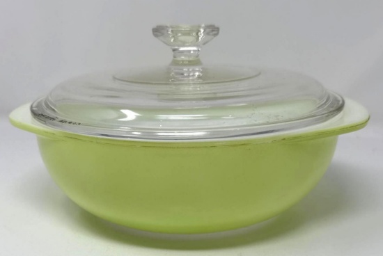 Pyrex Lime Green 2qt Bowl w/ Lid