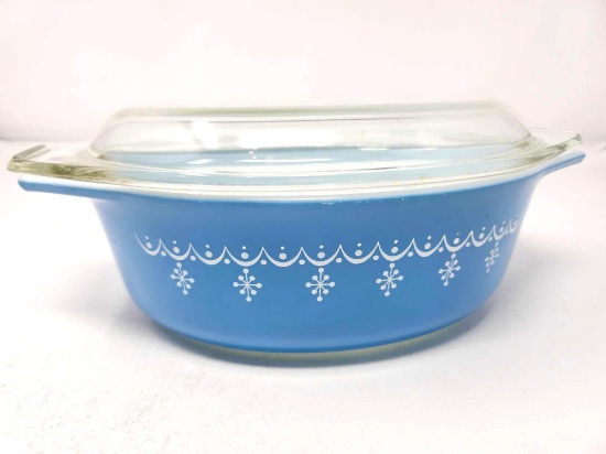 Pyrex Blue Garland 043 Casserole W/Clear lid