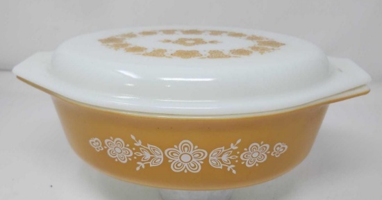 PYREX Butterfly Gold 045 Oval Casserole w/Matching Lid
