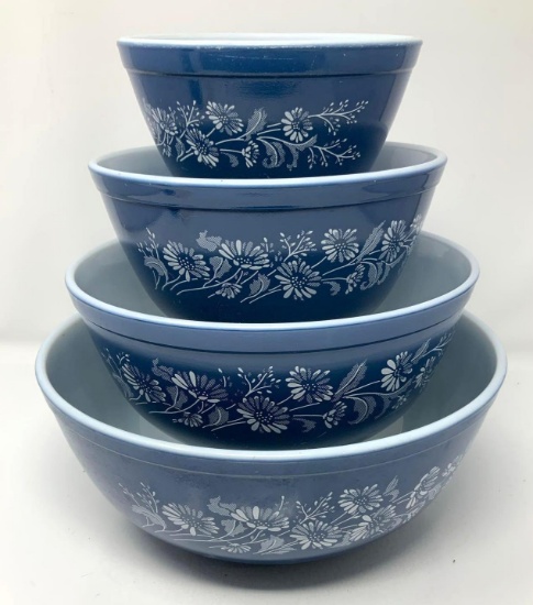 Pyrex Colonial Mist Mixing Bowls