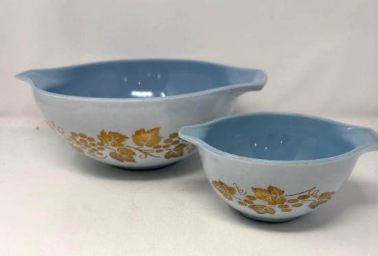 Pyrex Golden Grapes Chip and Dip Cinderella Bowls