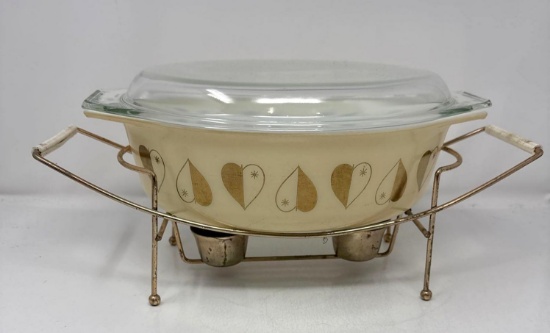 Pyrex Deluxe Golden Hearts 045 Oval Casserole w/ Lid