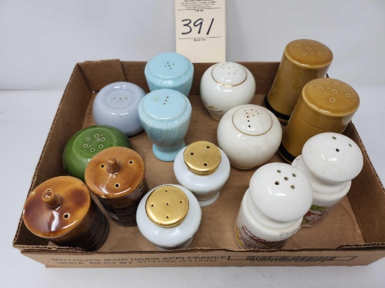 7 - Sets Salt and Peppers