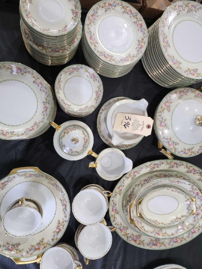 88 - Pcs Hand Painted Meito China