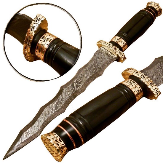 Beautiful Custom Hand Made Damascus Steel Hunting Dagger Knife Handle Bull Horn