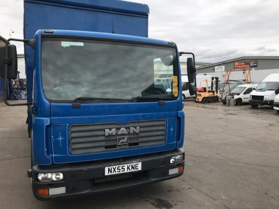 MAN 7.183 Curtain sider FRC 2005 (+ VAT)