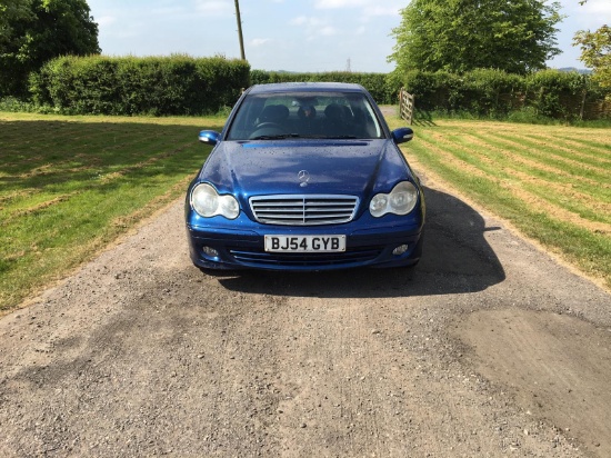 Blue Mercedes C200 CDI Classic SE Automatic (NO VAT) 2004 reg