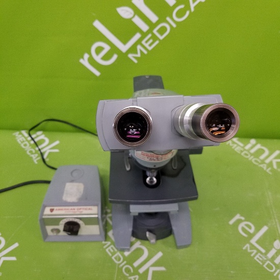 American Optical 1036 Microscope - 20436