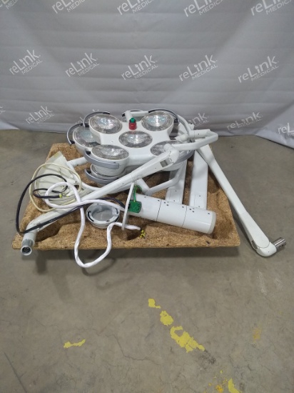 Heraeus Hanaulux 2005 Surgical Light - 40968