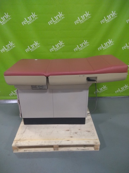 Midmark 404 Exam table - 55248