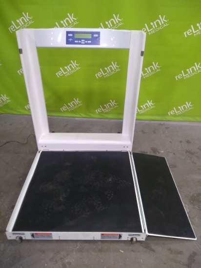 Medline MDR1000WHC digital wheelchair scale - 72762