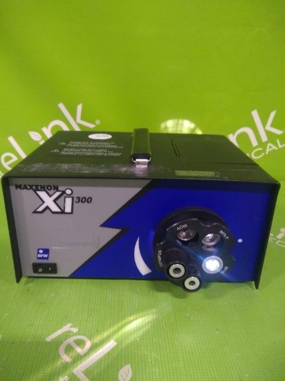 BFW, Inc. Maxenon Xi 300 Light Source - 71913