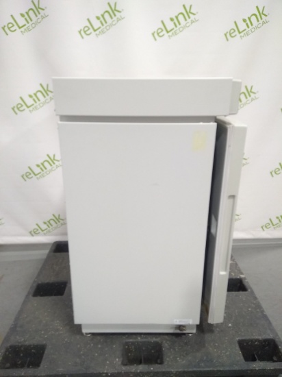 Thermo Fisher Scientific Model 3530 Isotemp Water Jacketed CO2 Incubator - 76117