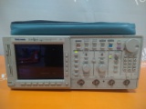 Tektronix Tektronix TDS754C 500MHz Oscilloscope - 098784