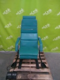 Midmark 413 Procedure Chair - 091488