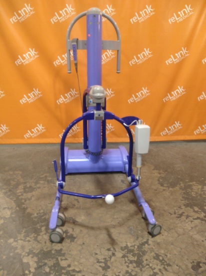 Arjo USA / ArjoHuntleigh Maxi move Patient Lift - 158563