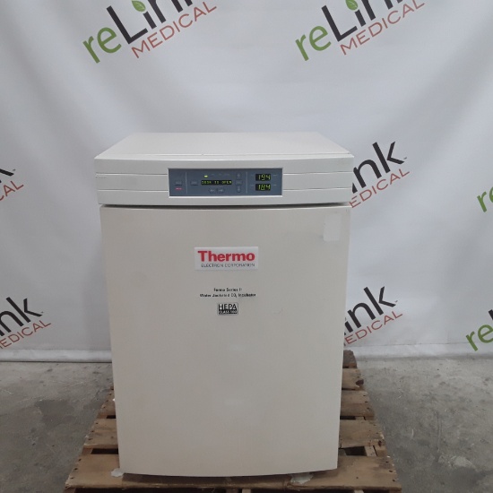 Forma Scientific 3110 CO2 Water Jacketed Incubator - 270551