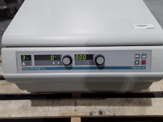 Thermo Scientific Multifuge 3 L Centrifuge - 007132