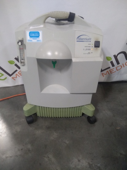 Respironics M605 Millennium Oxygen Concentrator - 004053