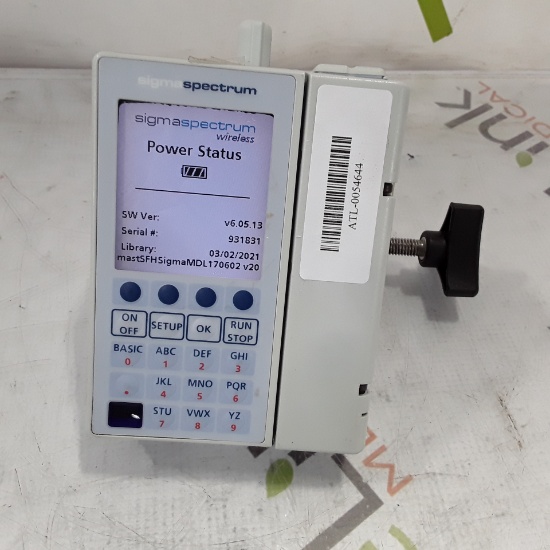 Baxter Sigma Spectrum 6.05.13 with B/G Battery Infusion Pump - 335962