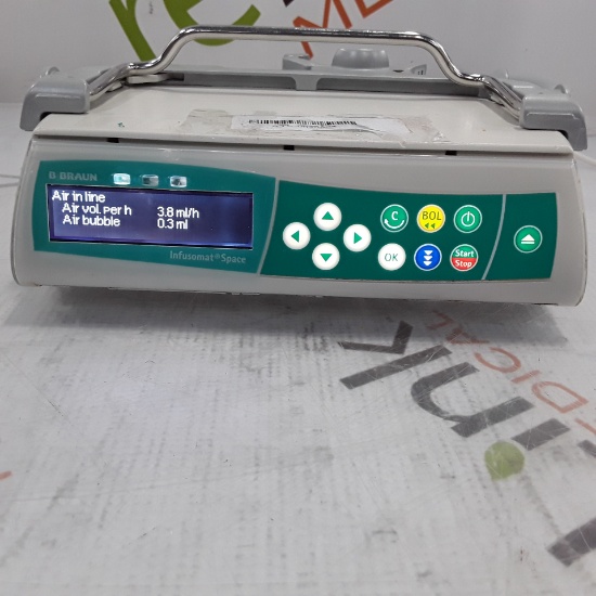 B. Braun Infusomat Space w/Pole Clamp & AC Adapter Infusion Pump - 312191