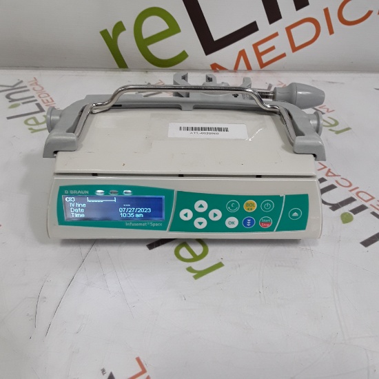 B. Braun Infusomat Space w/Pole Clamp & AC Adapter Infusion Pump - 312384