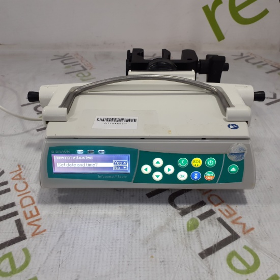 B. Braun Infusomat Space w/Pole Clamp Infusion Pump - 363138