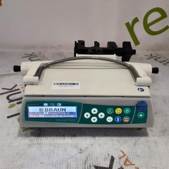 B. Braun Infusomat Space w/Pole Clamp Infusion Pump