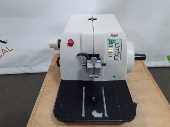 Leica RM2155 Microtome - 428015