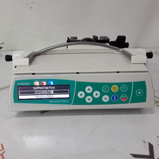 B. Braun Infusomat Space w/Pole Clamp & AC Adapter Infusion Pump - 419472
