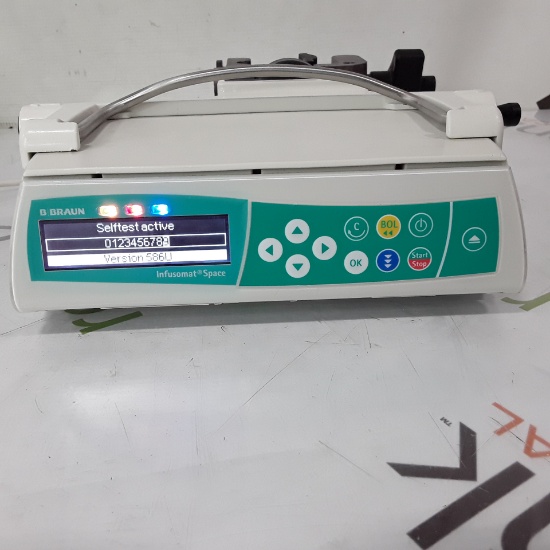 B. Braun Infusomat Space w/Pole Clamp Infusion Pump - 417765